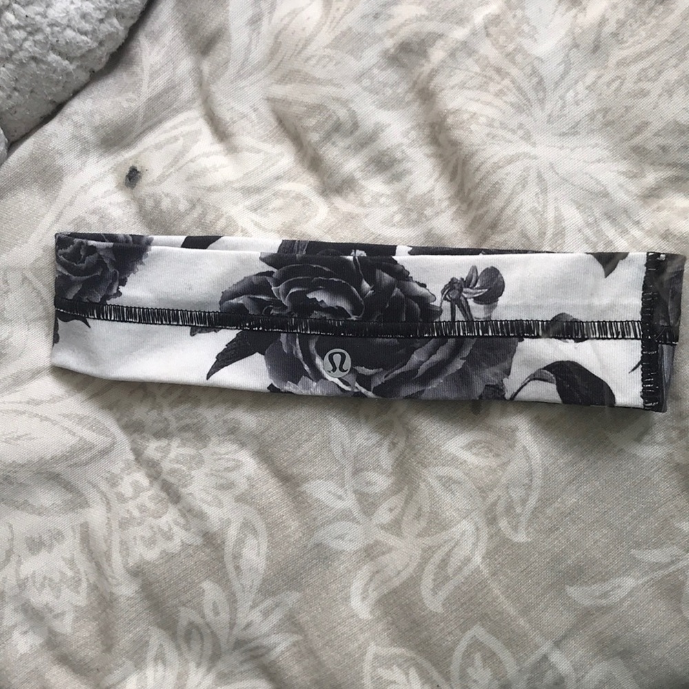 Lululemon headband